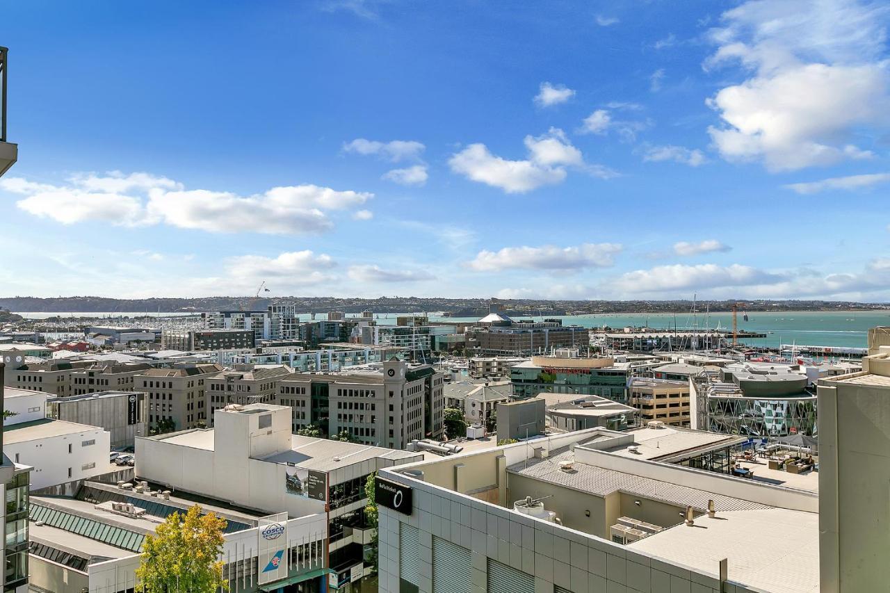Corporate Gem + Rooftop Pool & Spa 奥克兰 外观 照片